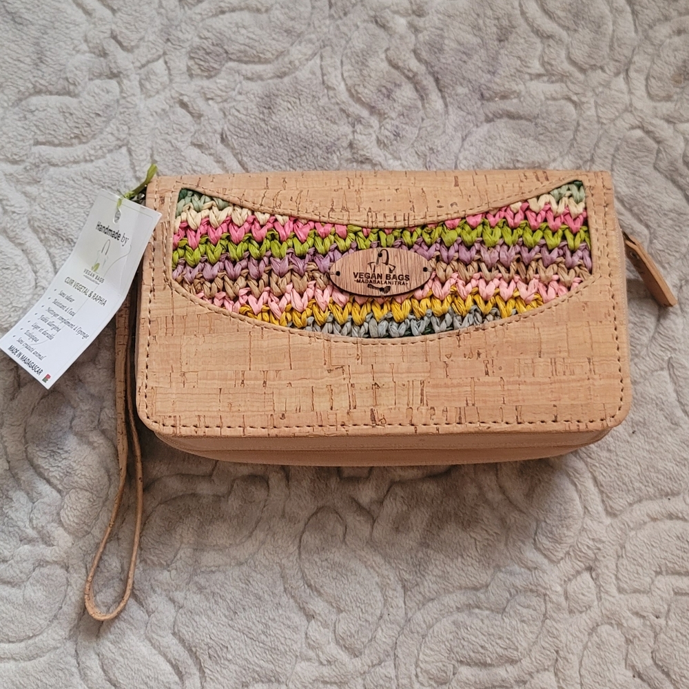 Vegan leather cork and raphia wallet